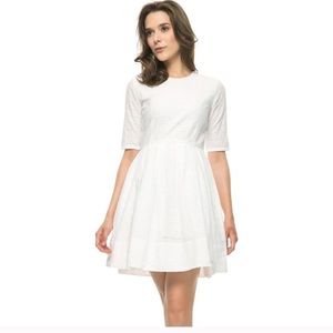 Pretty GAP vintage dress. Little big for me.